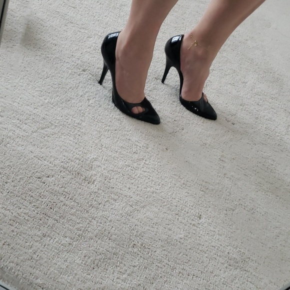 Givenchy Black Patent Heels - Picture 8 of 8